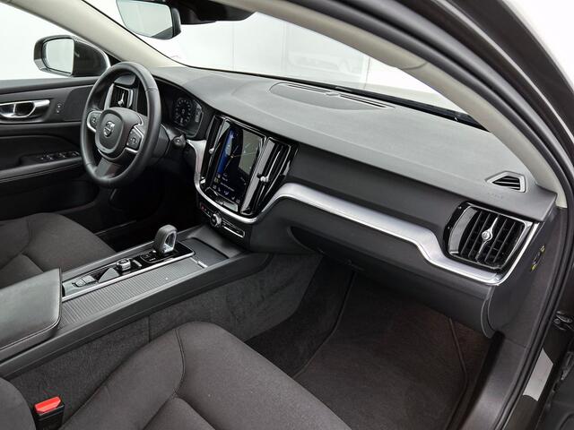 Volvo V60 2.0 B3 Momentum | Trekhaak | Climate pack | Camera |