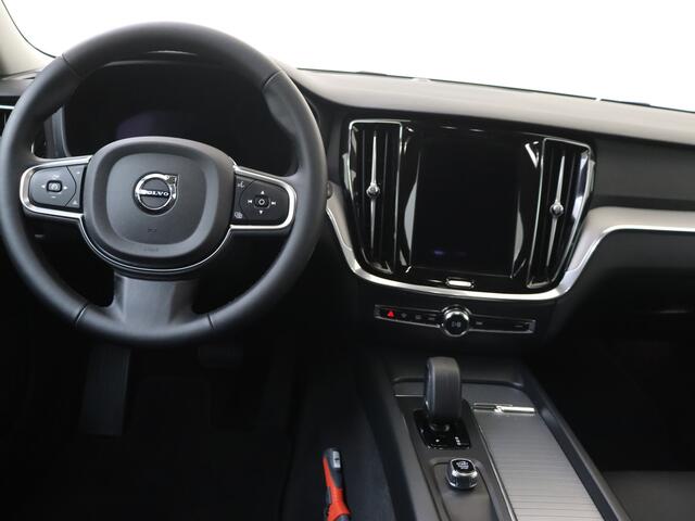 Volvo V60 2.0 B3 Essential Edition