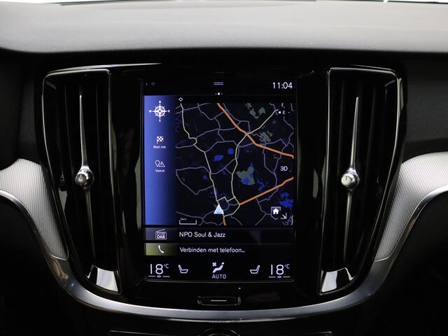 Volvo V60 B4 211pk R-Design / Sportstoelen / 19 inch / Elek stoel / Adaptieve cruise / BLIS / Pdc camera / Stoel-stuurverwarming.