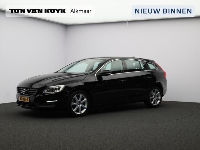 Volvo V60 1.5 T3 Momentum / Trekhaak / Parkeersensoren Achter / All-Seasonbanden / Airco / Navigatie /