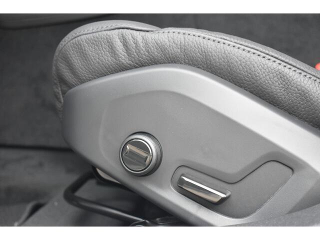 Volvo V60 T6 350PK Plug-in hybrid AWD Essential Edition | Trekhaak | Climate Pack | Moritz leder | Driver Assist Pack | 19'' |