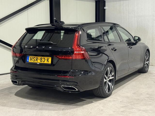 Volvo V60 2.0 T8 AWD R-Design Aut. | panorama | pilot-assist | trekhaak | leder |