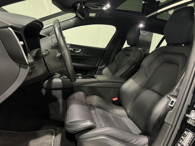 Volvo V60 2.0 T8 AWD R-Design Aut. | panorama | pilot-assist | trekhaak | leder |
