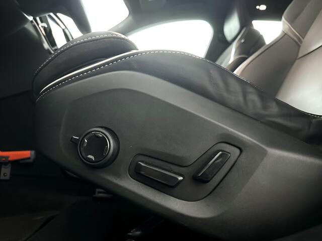 Volvo V60 T6 Plug-in hybrid AWD Plus Dark | Panoramadak | Harman Kardon | 360° camera | Trekhaak