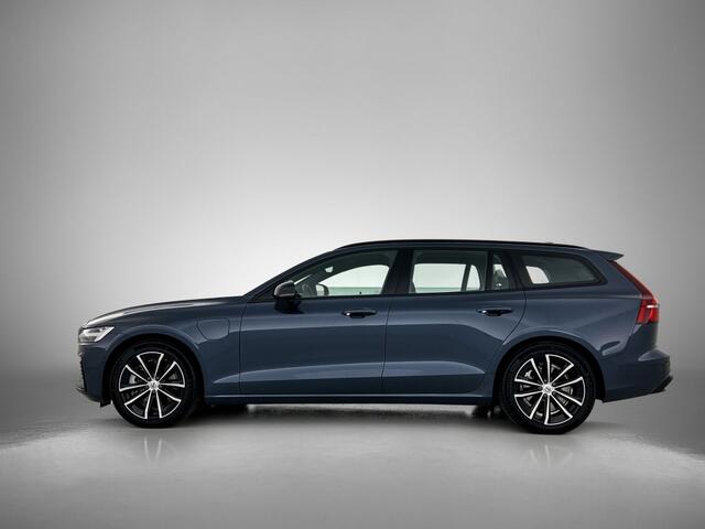 Volvo V60 2.0 T6 Plus Dark | Trekhaak | Sport Leder | 360* | Blis | Pilot
