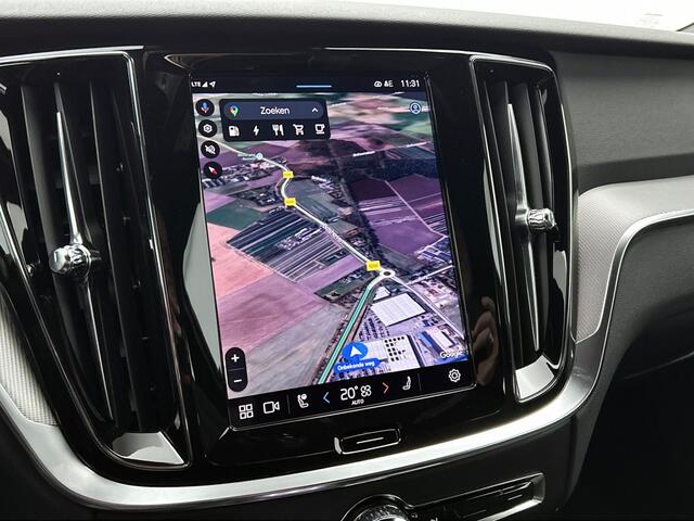 Volvo V60 2.0 T6 Plus Dark | Trekhaak | Sport Leder | 360* | Blis | Pilot