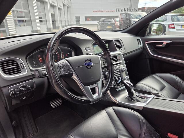 Volvo V60 1.5 153PK T3 R-Design | Navi | Leer | Trekhaak