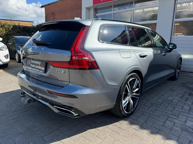 Volvo V60 2.0 T8 Twin-Engine AWD R-Design Camera Pano Leder Memory Pilot Assist Trekhaak