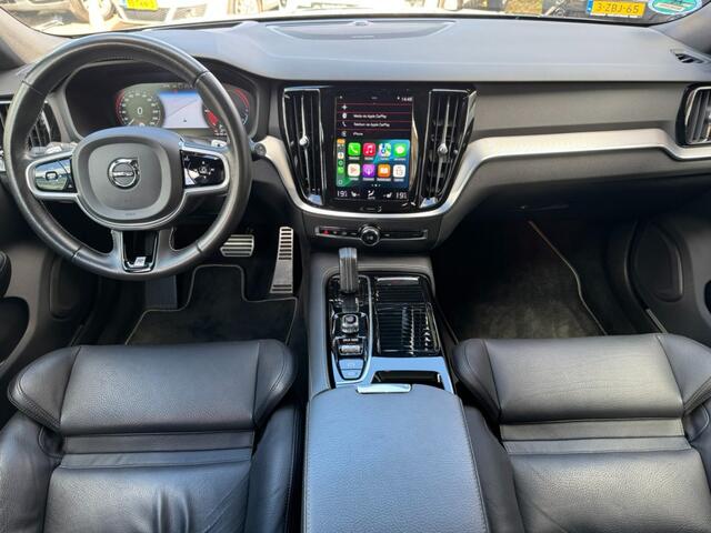 Volvo V60 2.0 T8 Twin-Engine AWD R-Design Camera Pano Leder Memory Pilot Assist Trekhaak