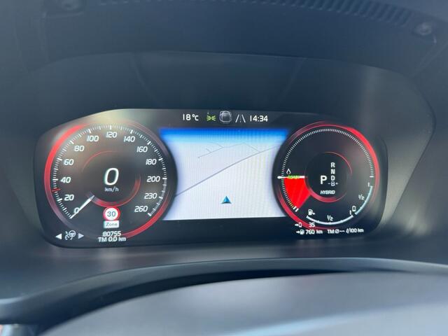 Volvo V60 2.0 T8 Twin-Engine AWD R-Design Camera Pano Leder Memory Pilot Assist Trekhaak