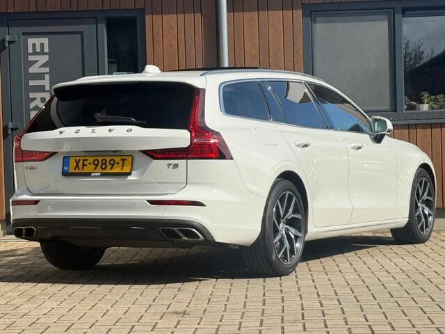 Volvo V60 2.0 T5 MOMENTUM Pano Pilot Camera Leder!