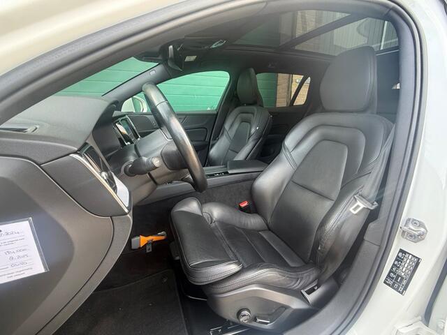 Volvo V60 2.0 T5 MOMENTUM Pano Pilot Camera Leder!