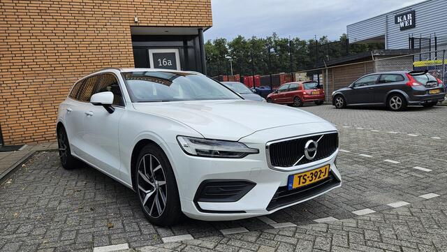 Volvo V60 2.0 T5 Momentum