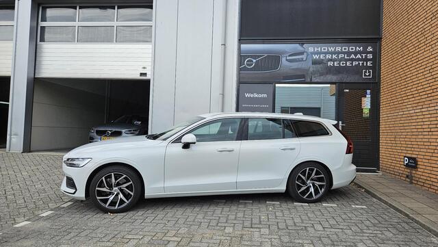 Volvo V60 2.0 T5 Momentum