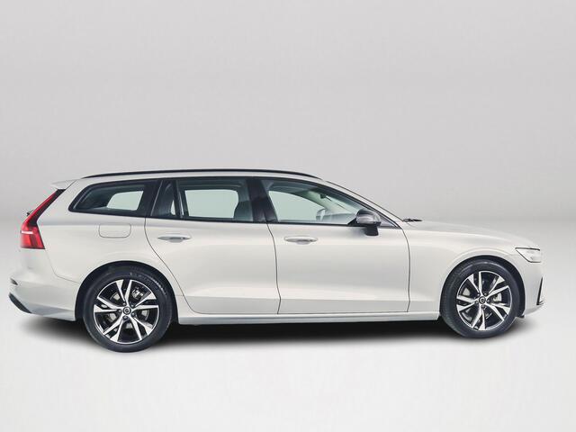 Volvo V60 B4 Aut. Plus Dark | Parkeercamera | Stoel- en stuurverwarming | Trekhaak