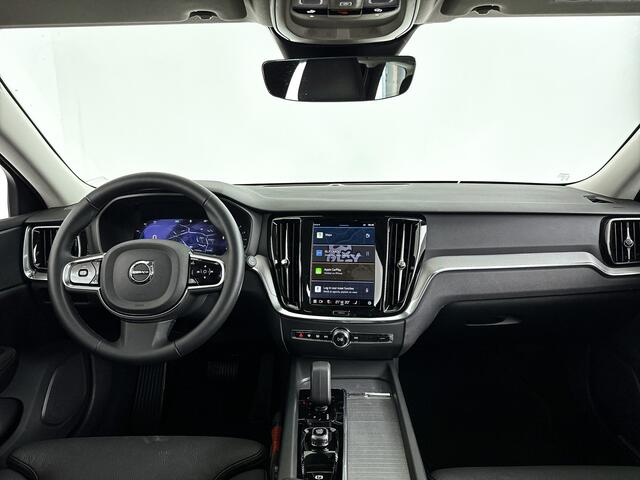 Volvo V60 B4 Aut. Plus Dark | Parkeercamera | Stoel- en stuurverwarming | Trekhaak