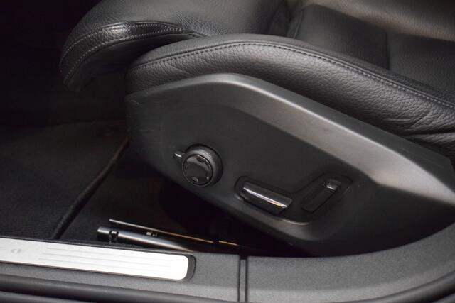 Volvo V60 2.0 T5 250pk AUT8 Inscription Trekhaak 1800kg/ Leer/ Camera/ Leer/ Stoelverw./ Navi/ Apple CarPlay