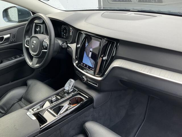 Volvo V60 2.0 T6 PHEV AWD Inscription Trekhaak 360Cam Leer Stoel/Stuurverw Led NL-Auto!