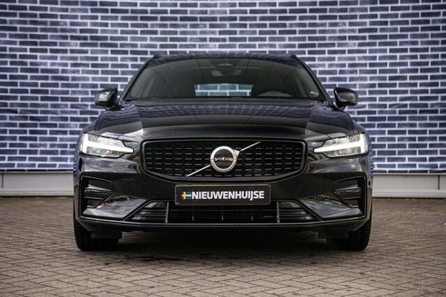 Volvo V60 2.0 B4 Plus Dark | Panorama dak | Adaptieve cruise control | Elektrisch verstelbare voorstoelen | Stoel/stuur verwarming |