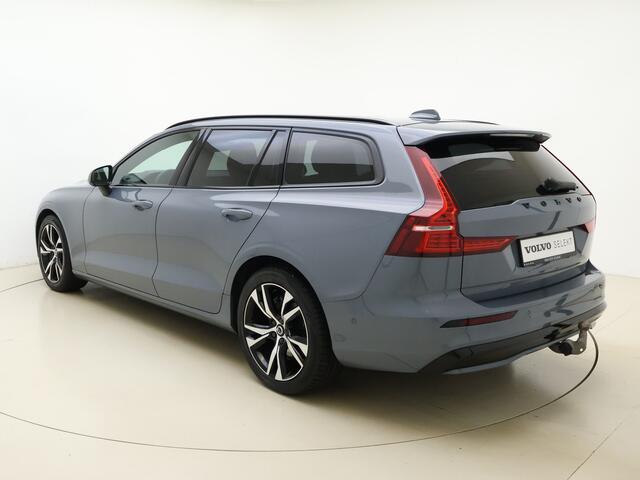 Volvo V60 B3 177pk Plus Dark / Panoramadak / 360 Camera / Black Pack / Keyless / Harman&Kardon Audio / Elektr. Stoelen / Mistlmapen / Elektr. Trekhaak / ACC / BLIS /