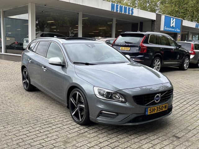Volvo V60 2.0 T4 Business Sport Schuidak Keyless PDC Camera