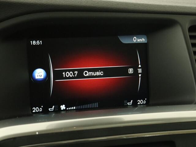 Volvo V60 2.0 D2 Nordic+ | Leder | Camera | Stoelverwarming | Bluetooth | Cruise control | Navigatie | LMV 16 inch | Climate control