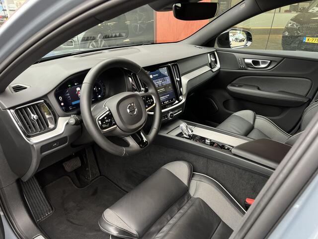 Volvo V60 2.0 B3 Plus Dark