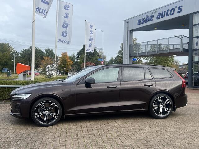 Volvo V60 2.0 T6 Recharge 340 pk AWD R-Design Navigatie Standkachel Camera Carplay Stoelverwarming V + A Led koplampen Blis Pilot Assist Dab BTW Maple Brown Metallic Uniek