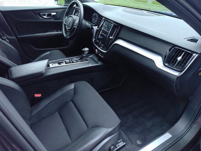 Volvo V60 2.0 D4 AWD R-Design Camera, Elect.trekhaak, Adaptive Cruise, Polestar Engineered