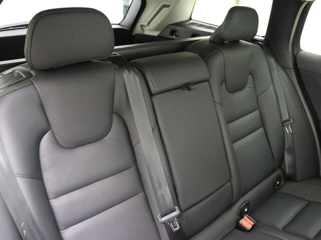 Volvo V60 T6 350PK Plug-in hybrid AWD Plus Dark | Lighting | 360 Camera | Harman/Kardon |