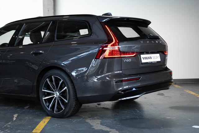 Volvo V60 2.0 T6 Plug-in hybrid AWD Plus Dark | Verwarmbare Voorstoelen (met geheugen), Stuurwiel en Achterbank | Semi-Elektrische Trekhaak | Verwarmbare Voorruit | Premium Audio by Harman Kardon | 360-Camera