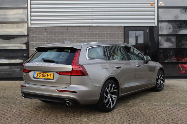Volvo V60 2.0 T5 Momentum / Carplay / Leer / Trekhaak / N.A.P.
