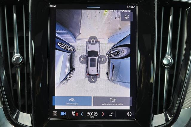 Volvo V60 T6 Recharge AWD Plus Dark - IntelliSafe Assist & Surround - 360º Camera - Harman/Kardon audio - Adaptieve LED koplampen - Verwarmde voorstoelen, stuur & achterbank - Parkeersensoren voor & achter - Elektr. bedienb. voorstoelen met geheugen - Extra getint