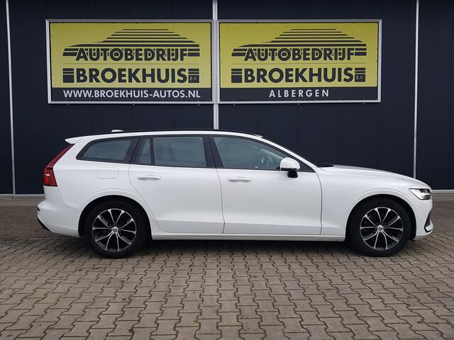 Volvo V60 2.0 B3 Momentum Advantage