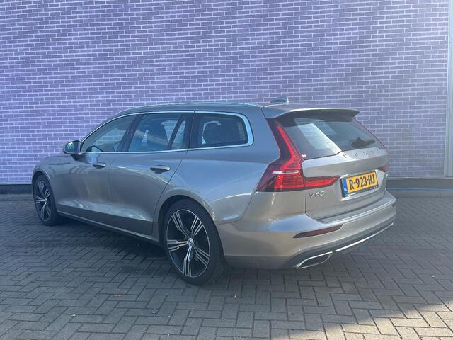 Volvo V60 2.0 T5 Inscription | Trekhaak | Adaptive cruise control | Lederen bekleding | Actieve LED koplampen | Stoelverwarming | Achteruitrijcamera | 19" velgen | Parkeersensoren voor + achter | Navigatie | Apple Carplay / Android Auto |