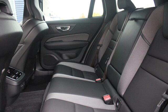 Volvo V60 2.0 B4 211PK PLUS DARK |19" 5-MULTI SPAAKS BLACK DIAMOND CUT LICHTMETALEN VELGEN | PILOT ASSIST | REMOTE START | APPLE CARPLAY / ANDROID AUTO | NAVIGATIE BY GOOGLE | DRAADLOZE TELEFOONLADER | PARK ASSIST - ACHTERUITRIJCAMERA EN PAKEERSENSOREN VOOR + ACHT