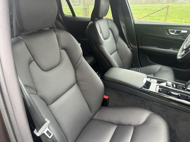 Volvo V60 2.0 T6 AWD + Bright