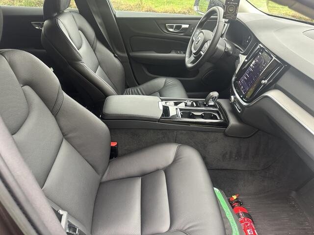 Volvo V60 2.0 T6 AWD + Bright