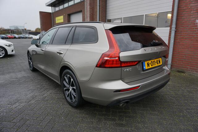 Volvo V60 2.0 B3 164PK MOMENTUM ADVANTAGE NOV 2021 ORIGINEEL NEDERLANDS FULL LED CAMERA NAVI ANDROID-APPLECARPLAY STOEL+STUURVERWARMING CRUISE CLIMA PDC V+A BLUETOOTH PRIVACYGLAS ENZ...