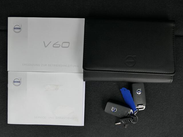 Volvo V60 2.0 T4 Kinetic Xenon / Trekhaak / Navi / Bluetooth