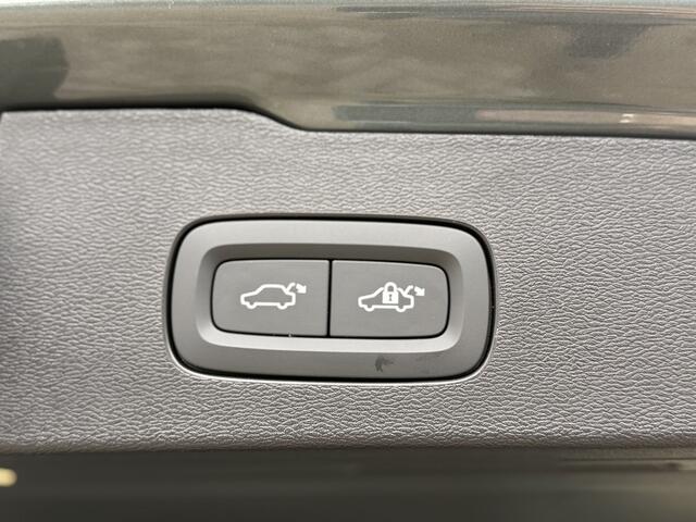 Volvo V60 2.0 T6 Plug-in hybrid AWD Plus Dark Premium | Climate | 19'' Wielen