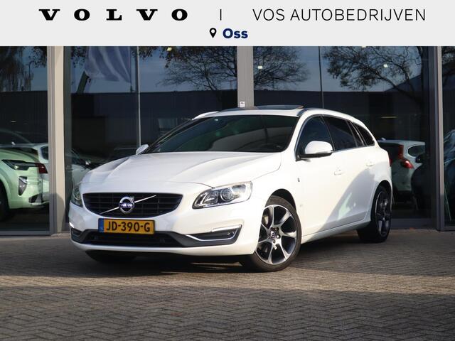 Volvo V60 1.5 T3 Ocean Race | Volledig dealeronderhouden| Schuif-/ kanteldak| Afneembare trekhaak| Verwarmbare voorstoelen| Standkachel| Parkeersensoren voor + achter| Achteruitrijcamera| Bochtverlichting|