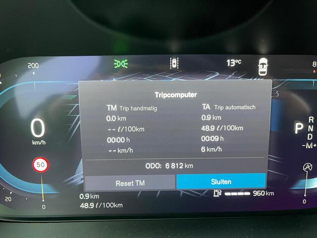 Volvo V60 2.0 B4 Plus Dark | Lederen bekleding | Stoelverwarming | Trekhaak | AUB bellen voor bezichtiging |