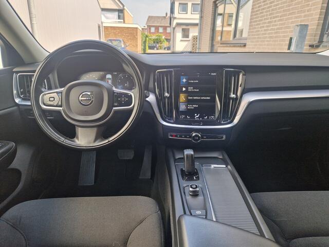 Volvo V60 2.0 B3 Advantage Sports Pack NL Auto | Cam | Blis | Adaptive Cr Pilot Assist