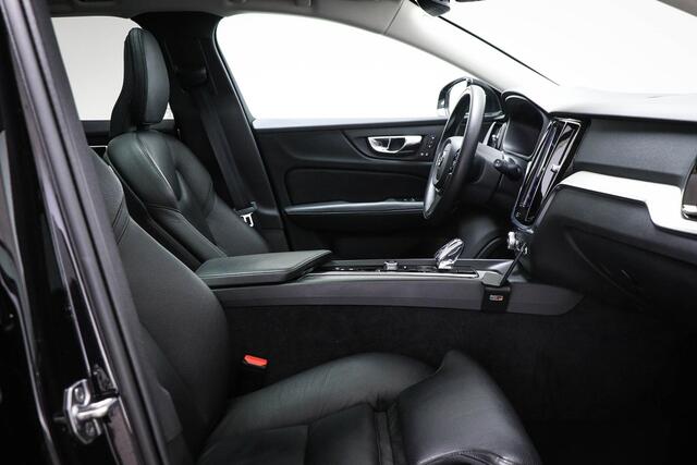 Volvo V60 2.0 B3 Inscription | PANORAMADAK | STUURVERWARMING | DAB | APPLE | CAMERA
