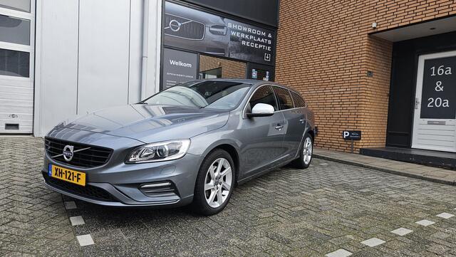 Volvo V60 2.0 T4 Business Sport