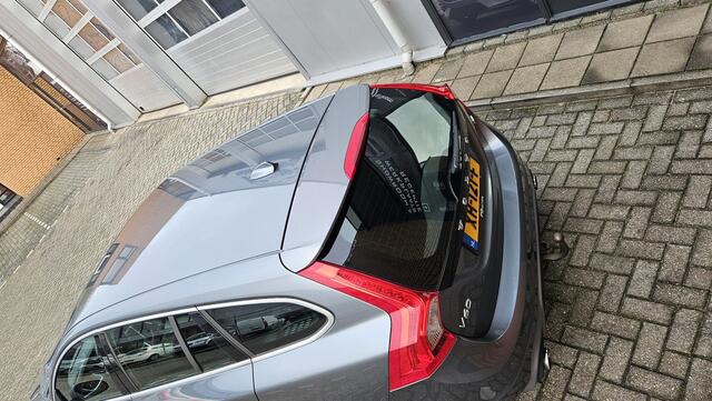 Volvo V60 2.0 T4 Business Sport
