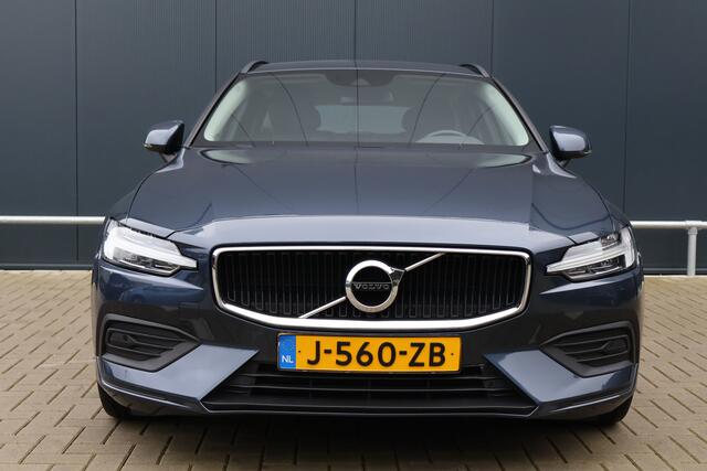 Volvo V60 2.0 B3 Momentum Advantage | Automaat | Leer | Stoelverwarming | Camera | 1e eigenaar | Dealer onderhouden