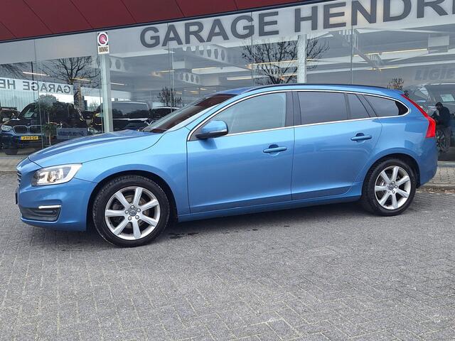 Volvo V60 2.0 T3 Momentum | Trekhaak 1600kg | Navi | Climate | Memory Seat | occasion