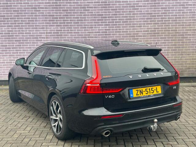 Volvo V60 2.0 T5 Momentum Pro | Trekhaak | Lederen bekleding | 360 camera | Adaptive cruise control | Parkeersensoren voor + achter | DAB+ radio | Stoelverwarming |